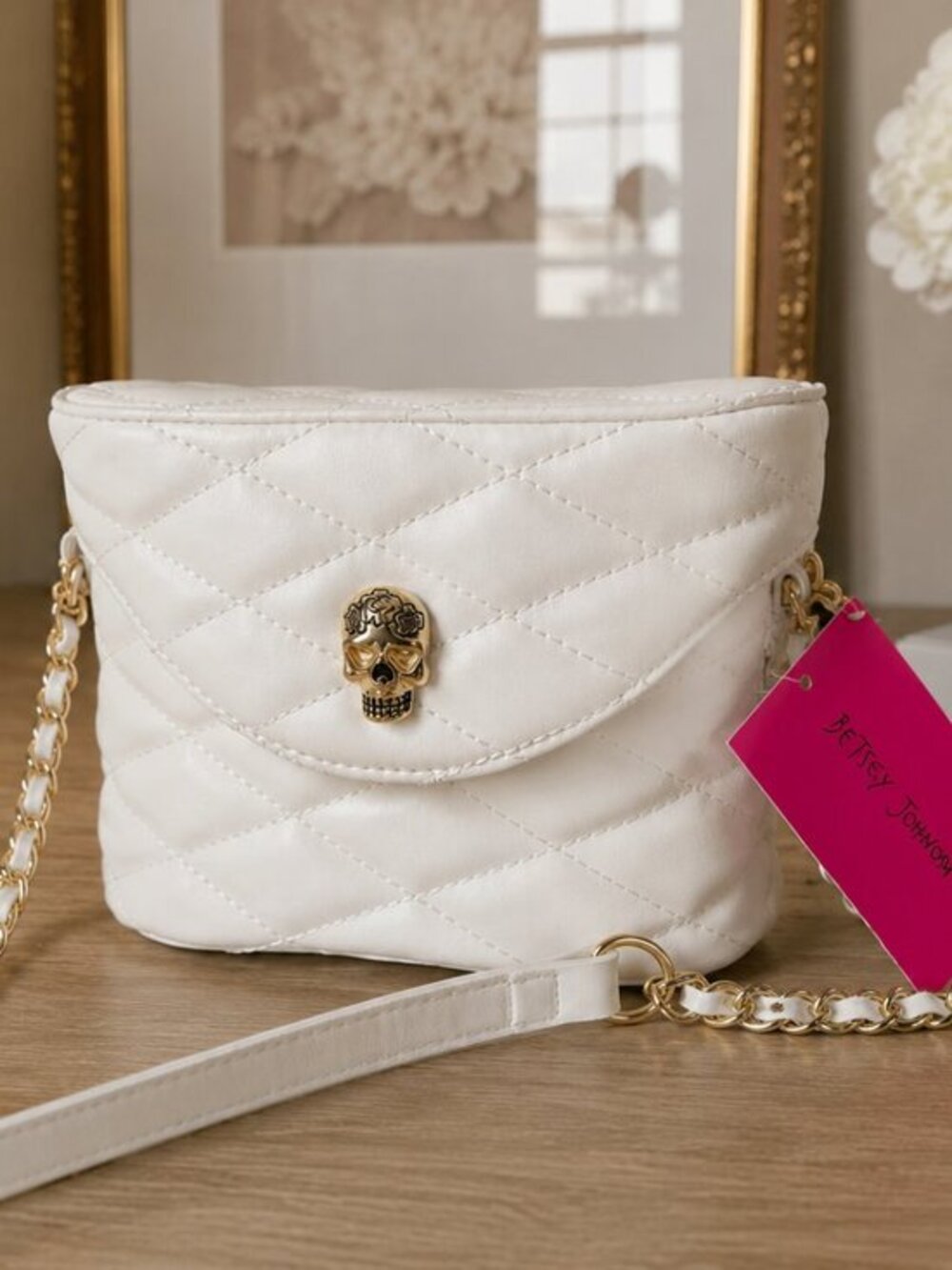 Betsey Johnson White Quilted Skull Crossbody Bag NWT